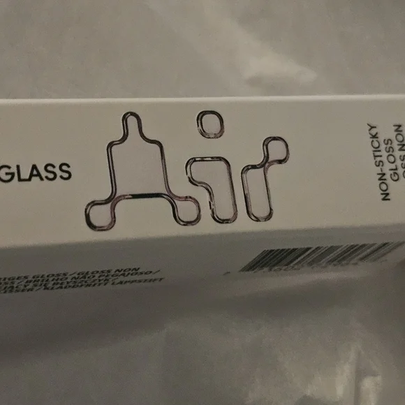 MAC Cosmetics Lipglass in Vibrant Red - Picture 13 of 13